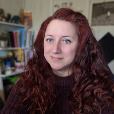 Holly Billinghurst - TeachAllAboutIT - Online Tutor Computer Science & Maths